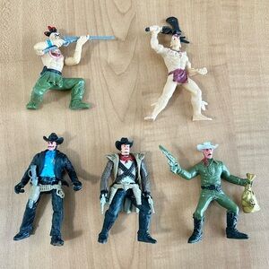 Wild west figures 2013 native american indians/cowboys/bank robbers lot of 5 toy